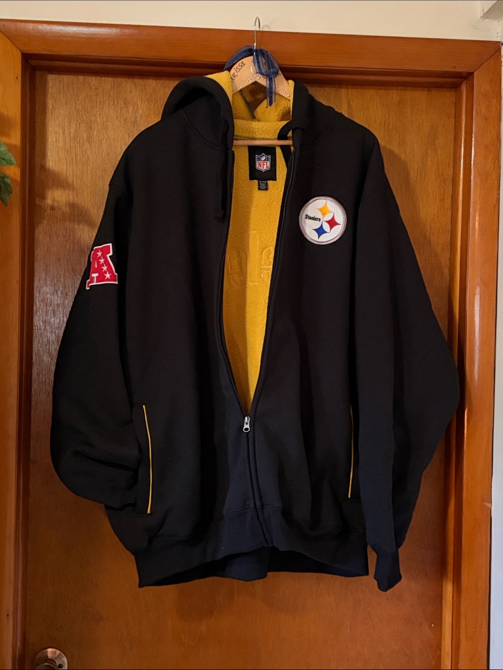 NFL Pittsburgh Steelers Heavyweight Fleece-lined Zip-Up Hoodie Jacket